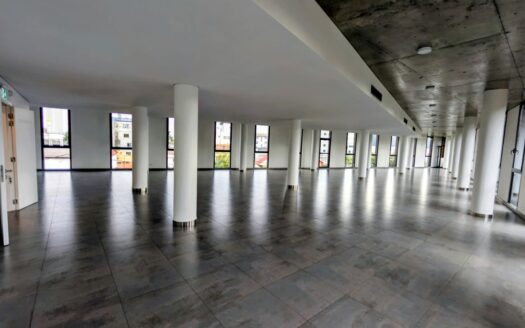 À louer, un local bureau de 378 m2 – Ankorondrano